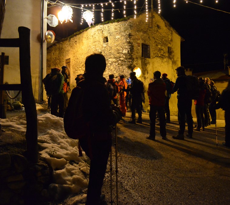 Inverno-Trekking-in-valle-Grana-Notturna