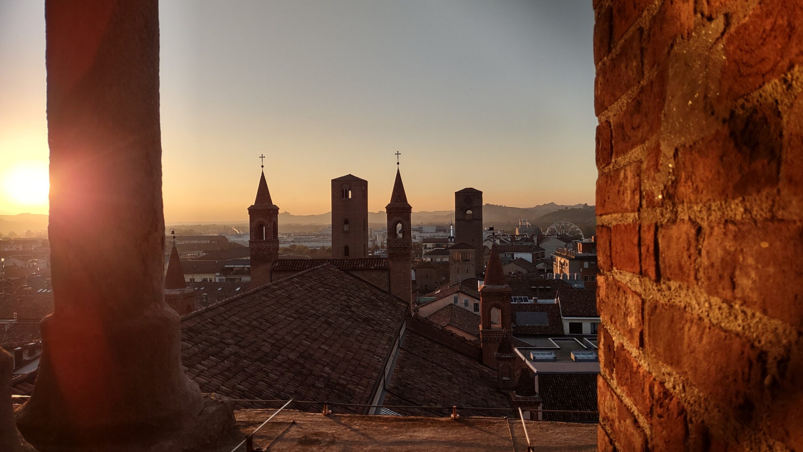 San Valentino sul campanile della Cattedrale di Alba