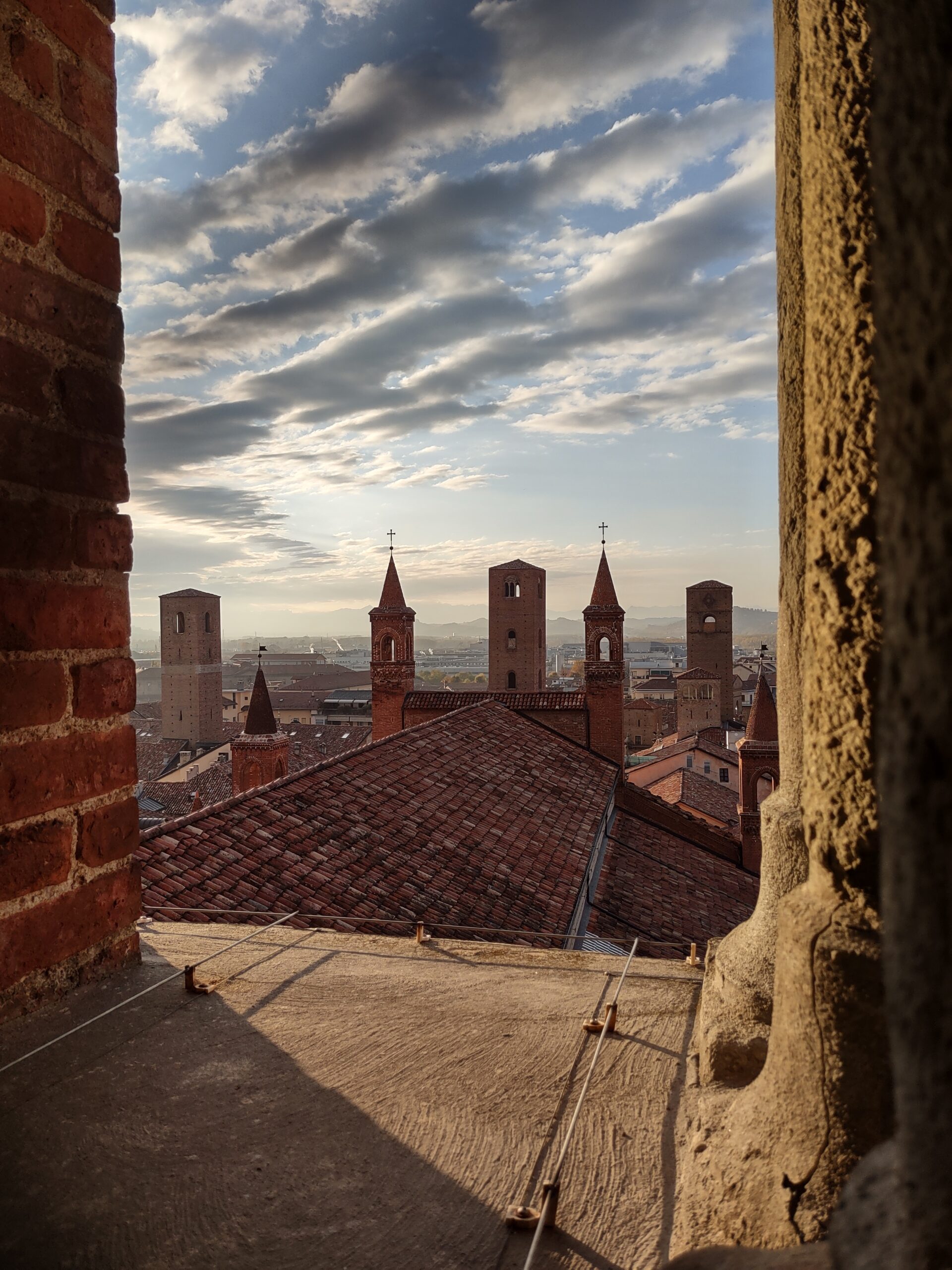 8 marzo sul Campanile della Cattedrale di Alba